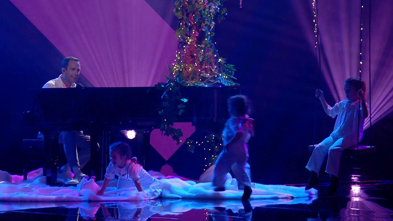 Casto al piano en la semifinal de Got Talent España