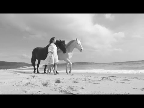 Miniatura de Tengo una fortuna · Videoclip oficial